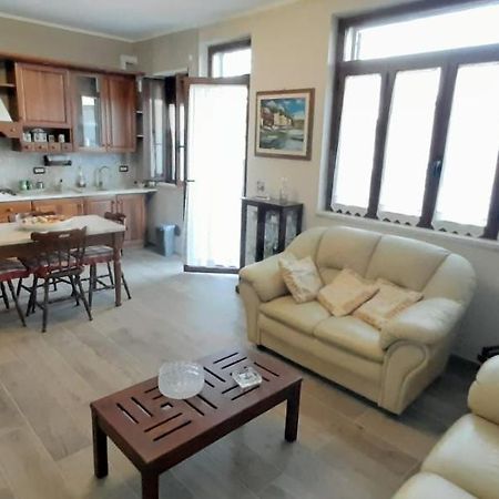 דירות סבוקה Casa Stella מראה חיצוני תמונה